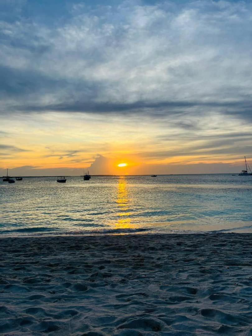 Sunset Kendwa Beach Hotel Eksteriør billede